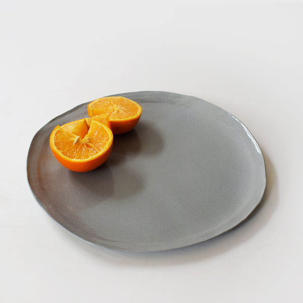 Monochrome Flat Dessert Grey Plate 9"